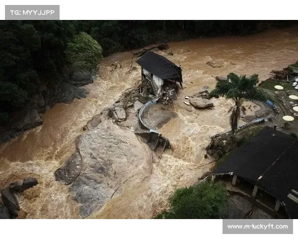 巴西暴雨冲击游泳训练基地 自由泳队迁至海上平台继续训练 巴西暴雨冲击游泳训练基地 自由泳队迁至海上平台继续训练